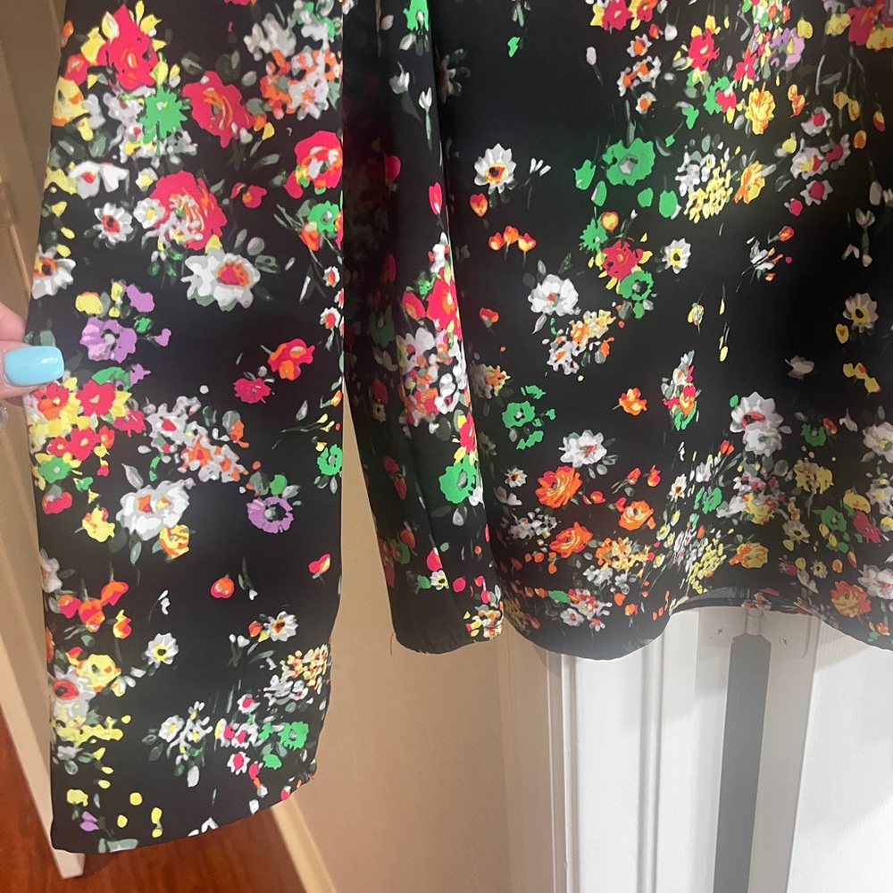 Shirt - Picture 6 of 7
